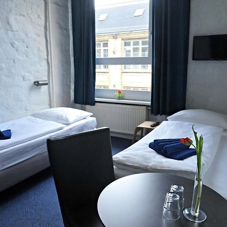 Hotel Transit Berlín Exterior foto