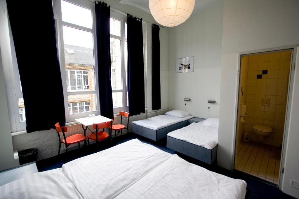 Hotel Transit Berlín Habitación foto
