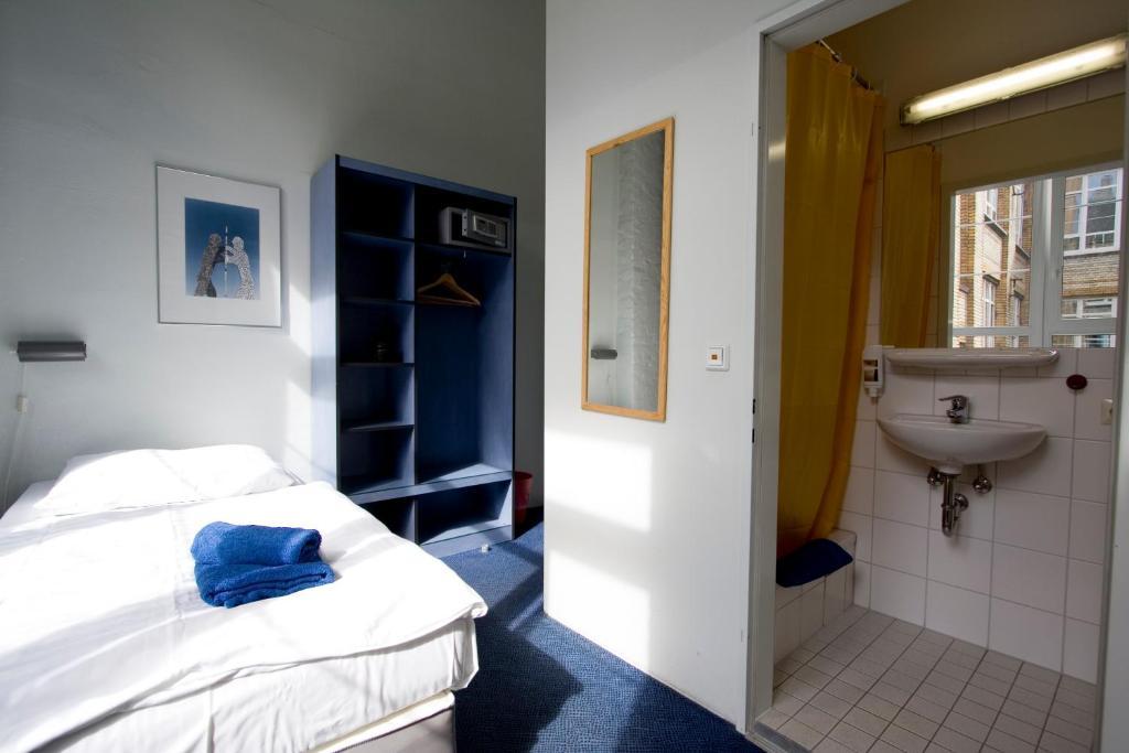 Hotel Transit Berlín Habitación foto