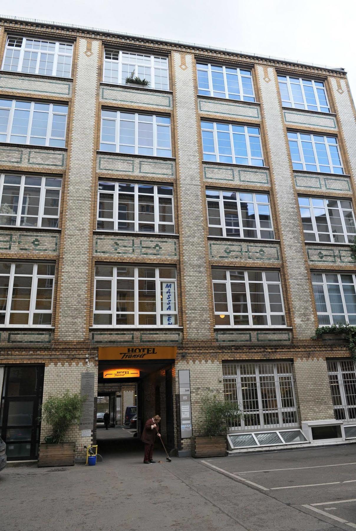 Hotel Transit Berlín Exterior foto