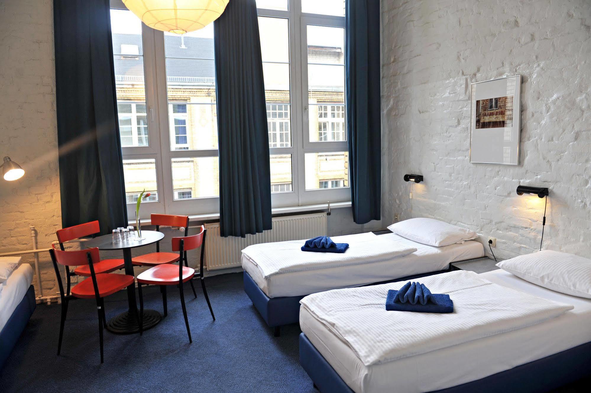 Hotel Transit Berlín Exterior foto
