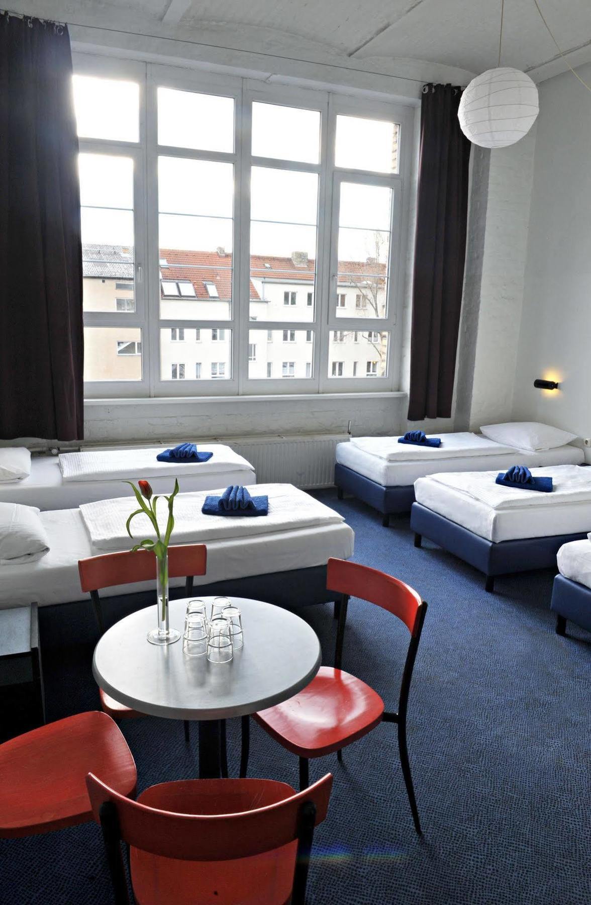 Hotel Transit Berlín Exterior foto